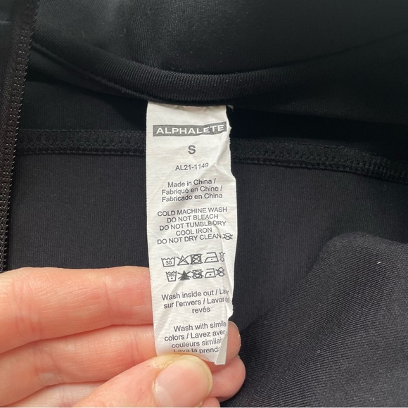 Alphalete Premium Trace Crop Jacket Size Small Black - Picture 5 of 6